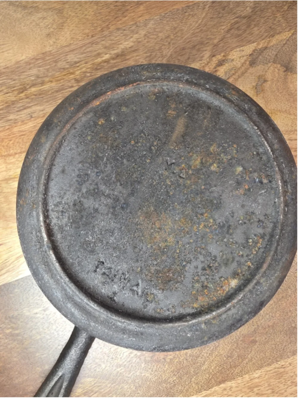 Vintage Taiwan Cast Iron Sauce Pot w/ Lid 5.5